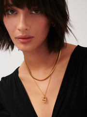 Curly Molten Initial Pendant Necklace - Initial B | 18k Gold Vermeil