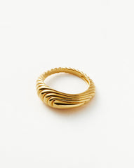 Wavy Ridge Stacking Ring