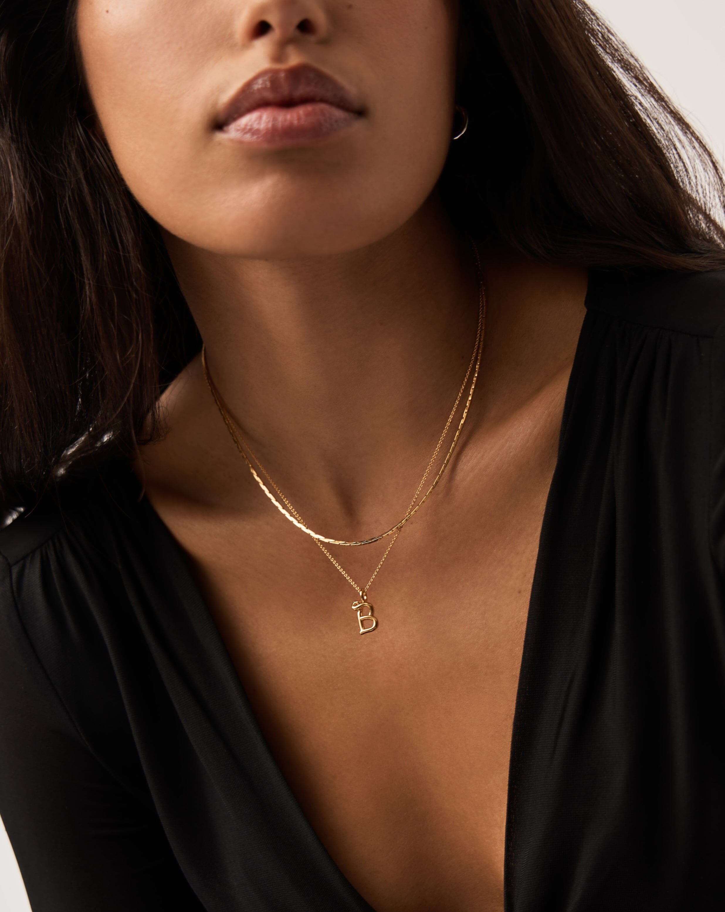 Curly Molten Mini Initial Necklace - B | 18k Gold Vermeil