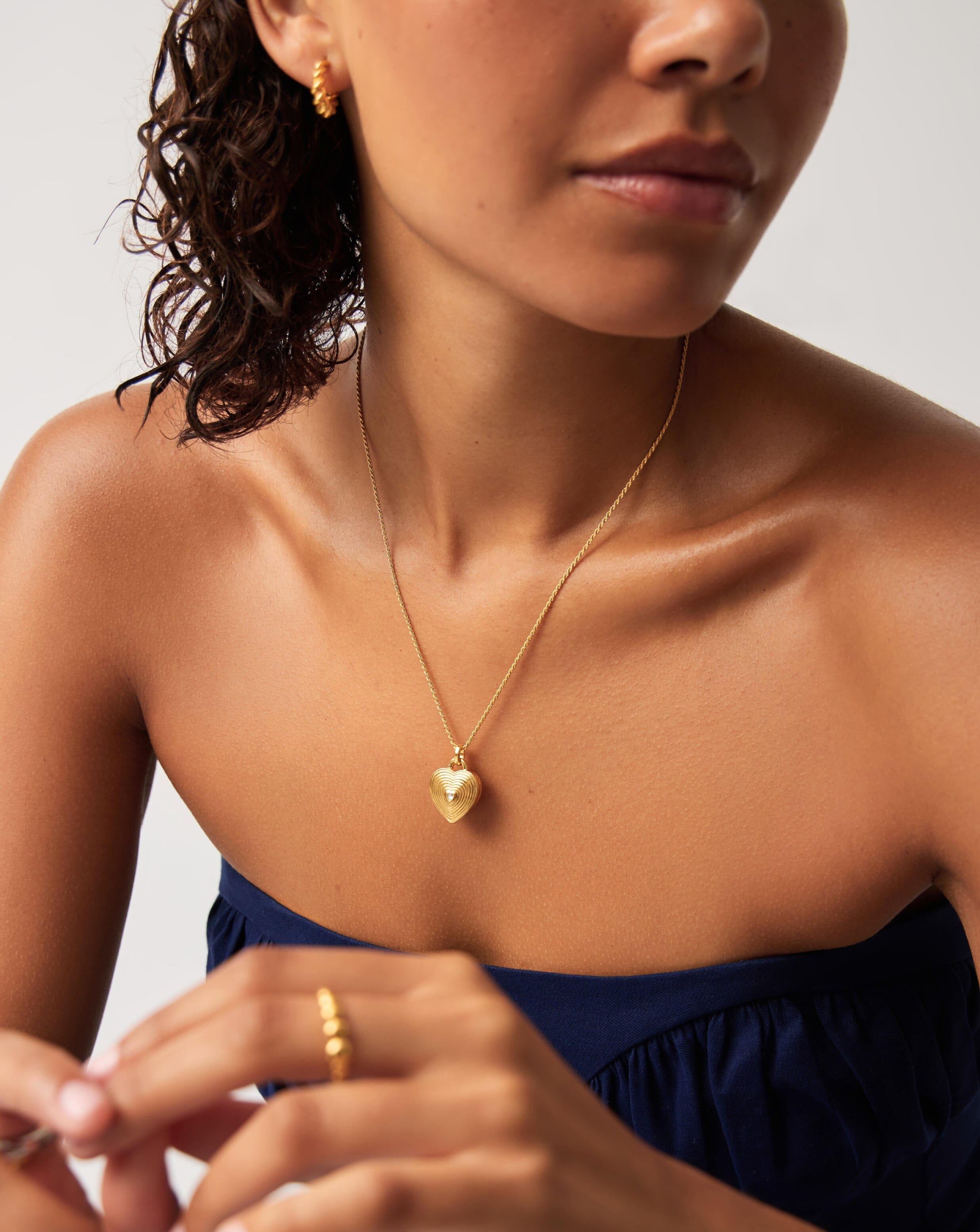 Engravable Heart Ridge Locket Pendant Necklace | 18k Gold Vermeil/Rainbow Moonstone
