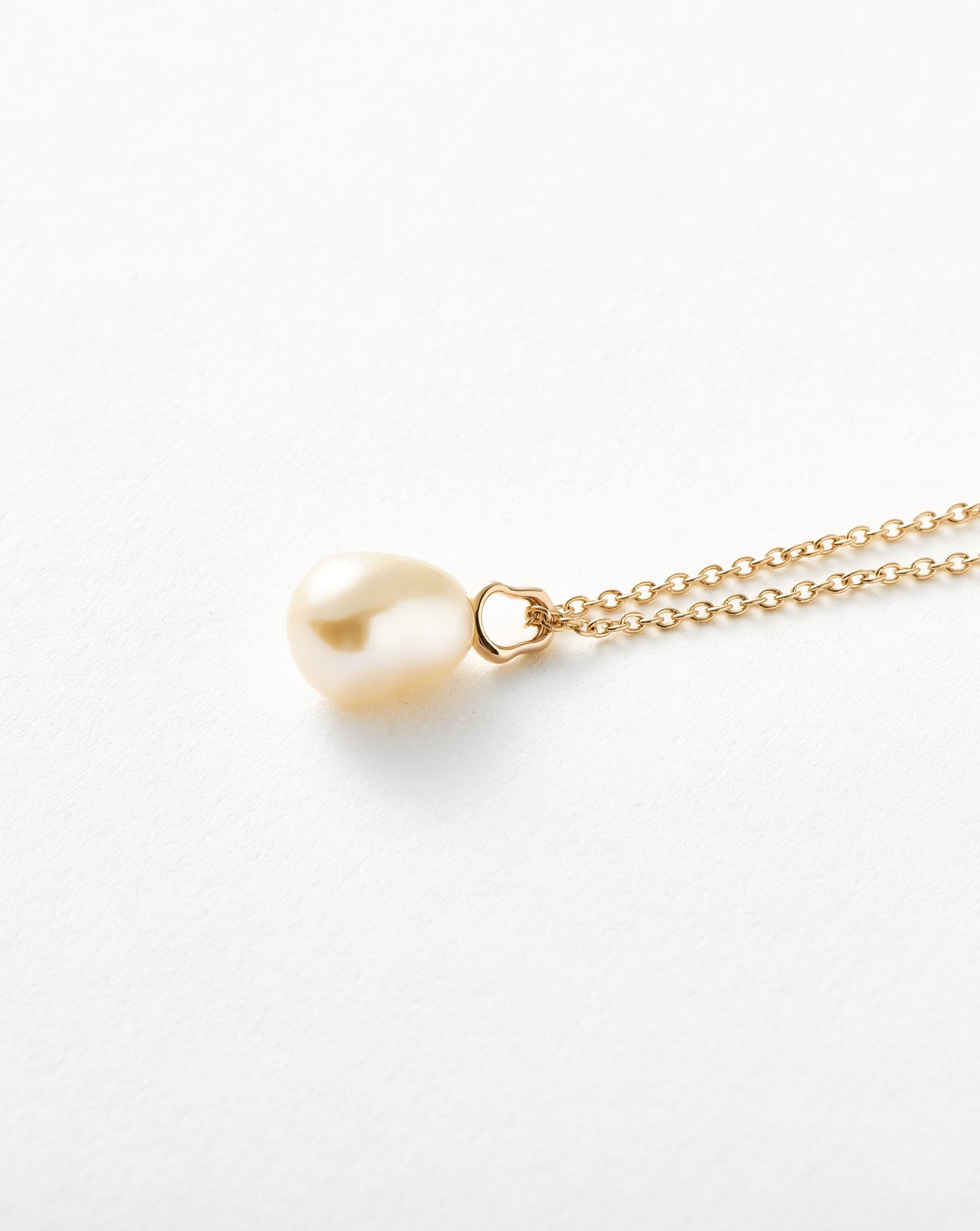 Fine Baroque Pearl Organic Pendant Necklace