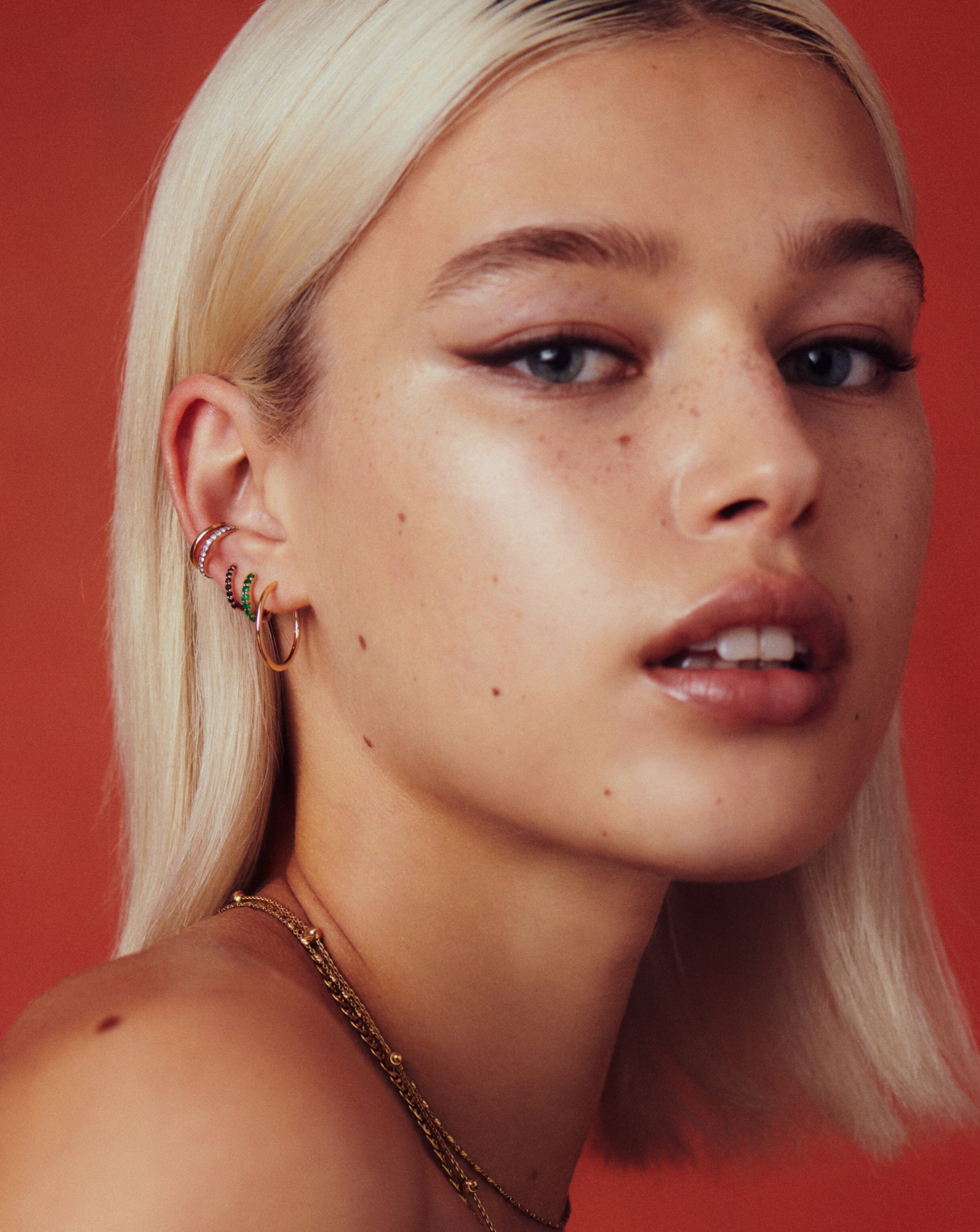 Fine Classic Small Hoop Earrings