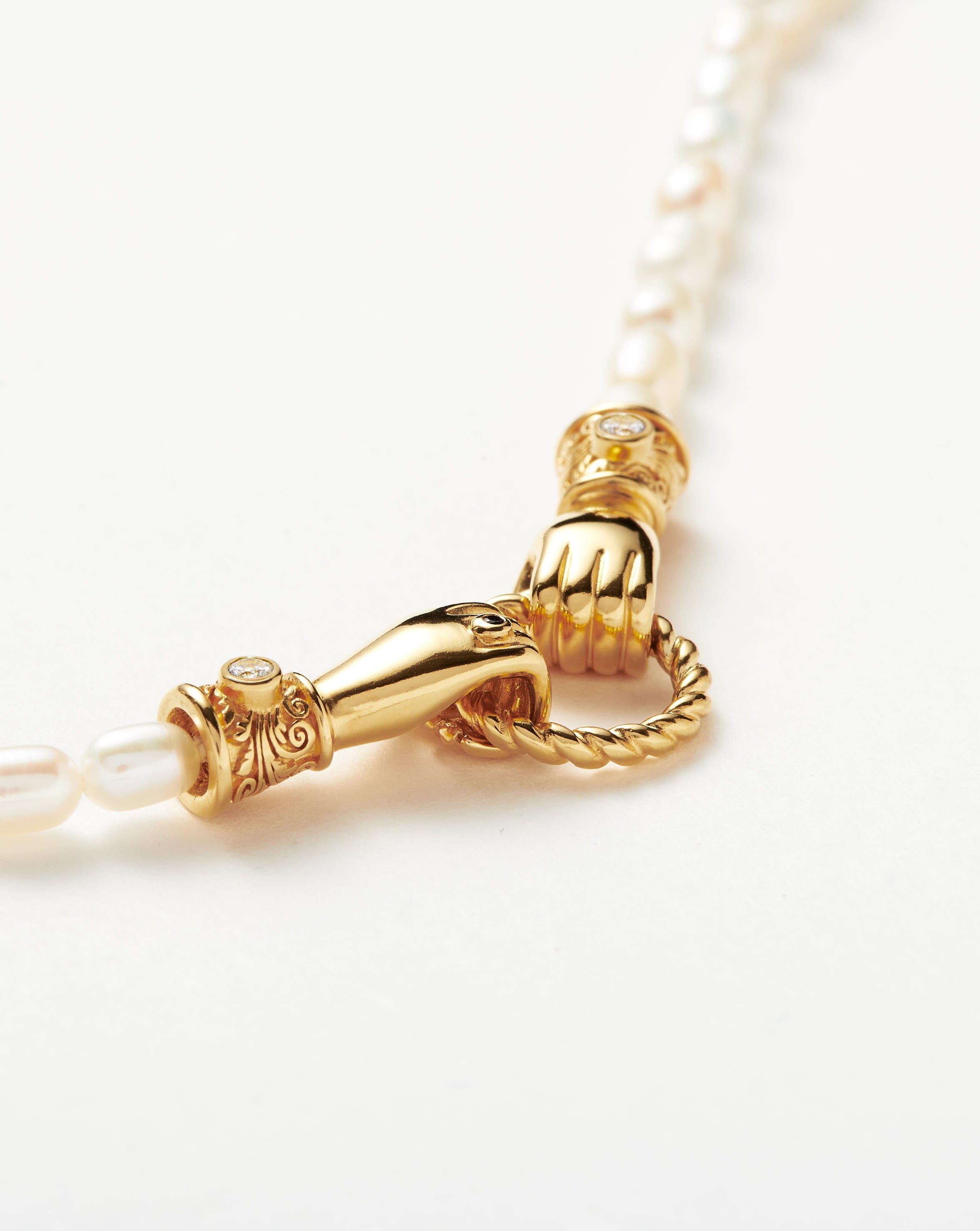 Harris Reed In Good Hands Pearl Bracelet | 18k Gold Plated/Pearl & Black Onyx