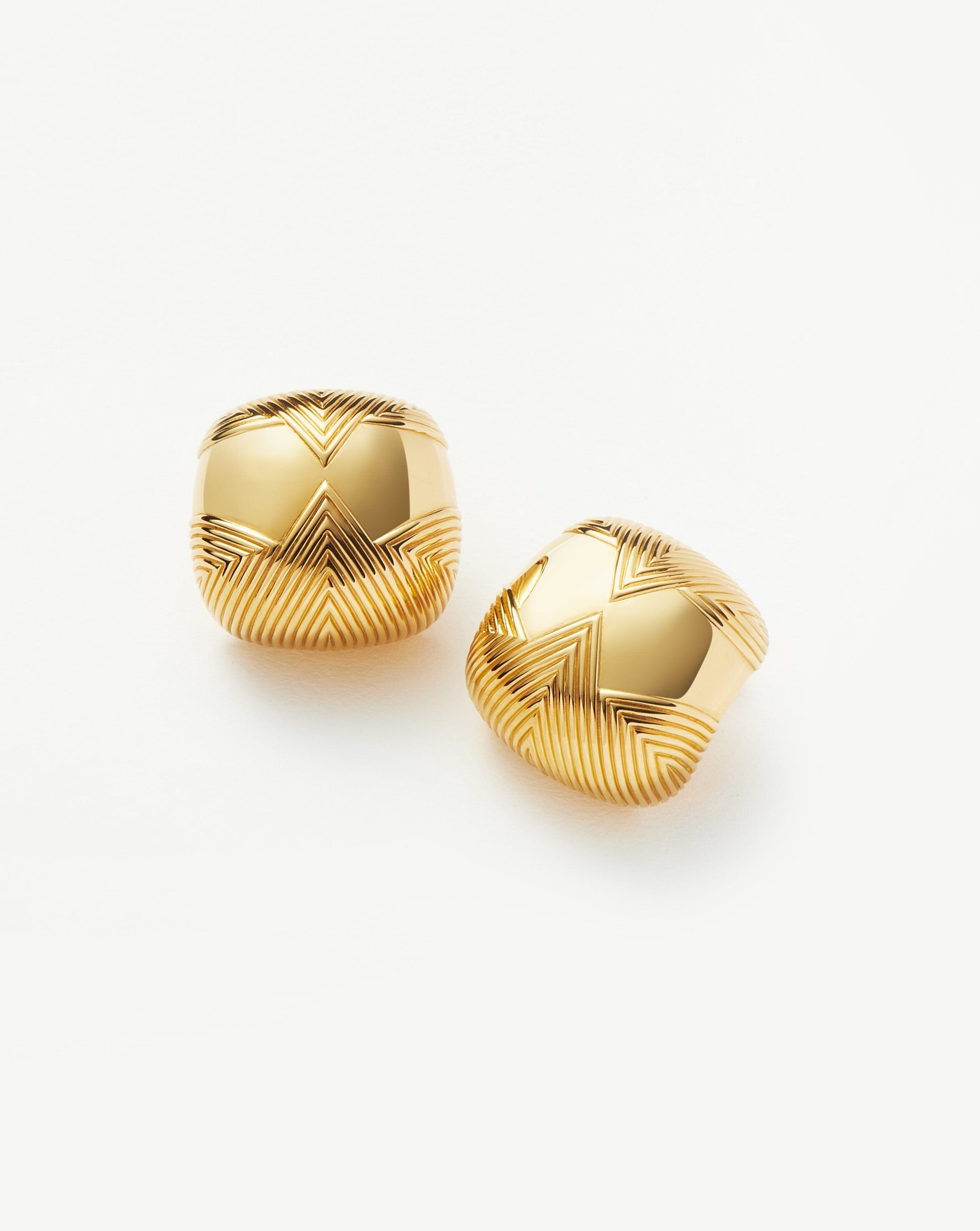 Hera Oversized Dome Ridge Stud Earrings | 18k Gold Plated
