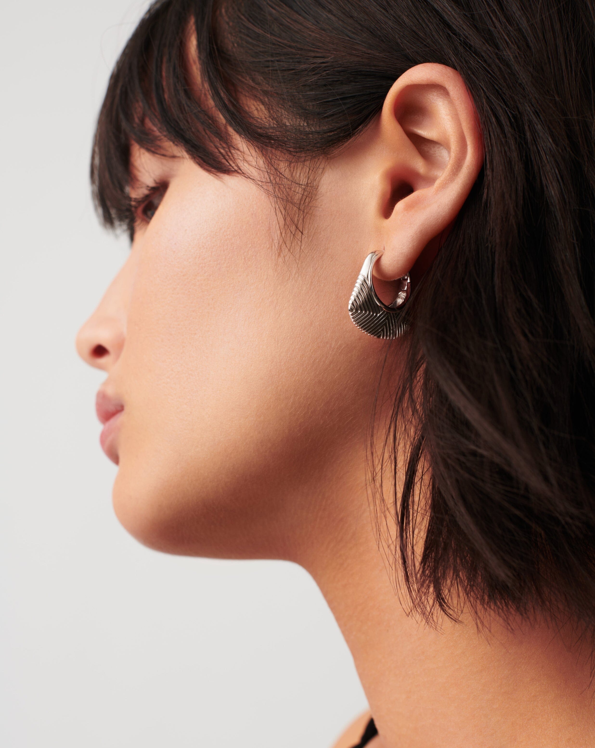 Hera Ridge Hoop Earrings