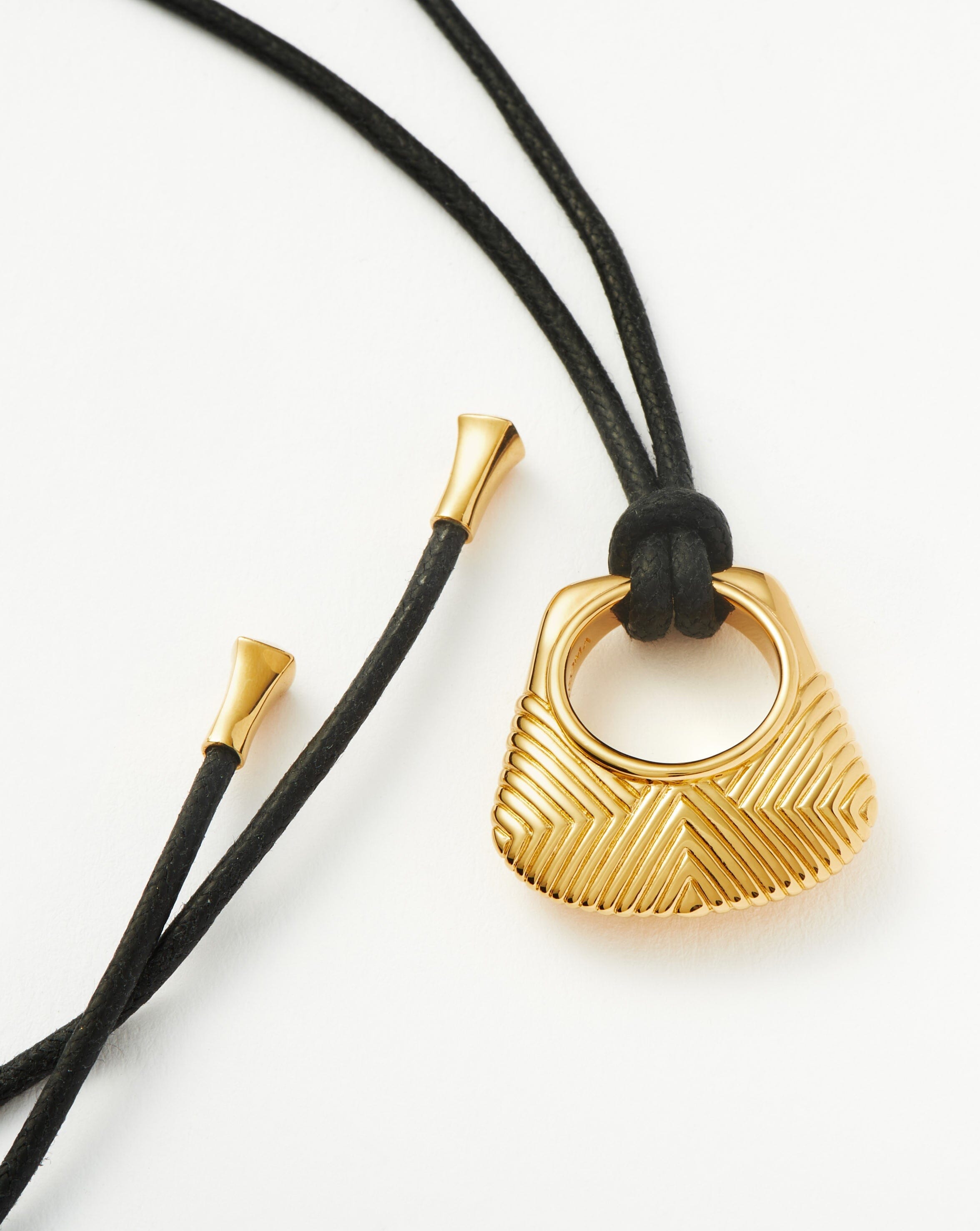 Hera Ridge Pendant Cord Necklace | 18k Gold Plated