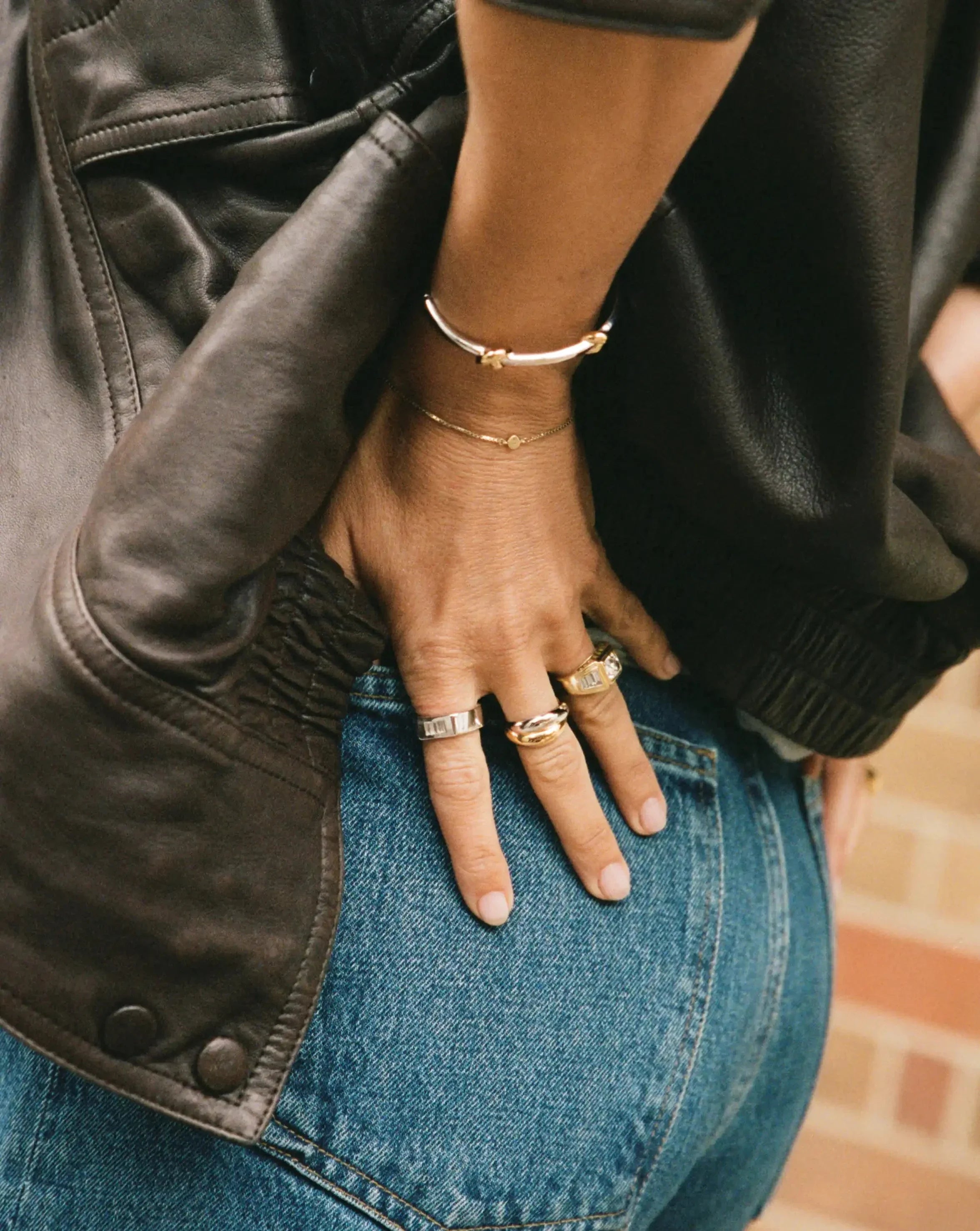 Lucy Williams Knot Hinged Bangle  | Mixed Metal