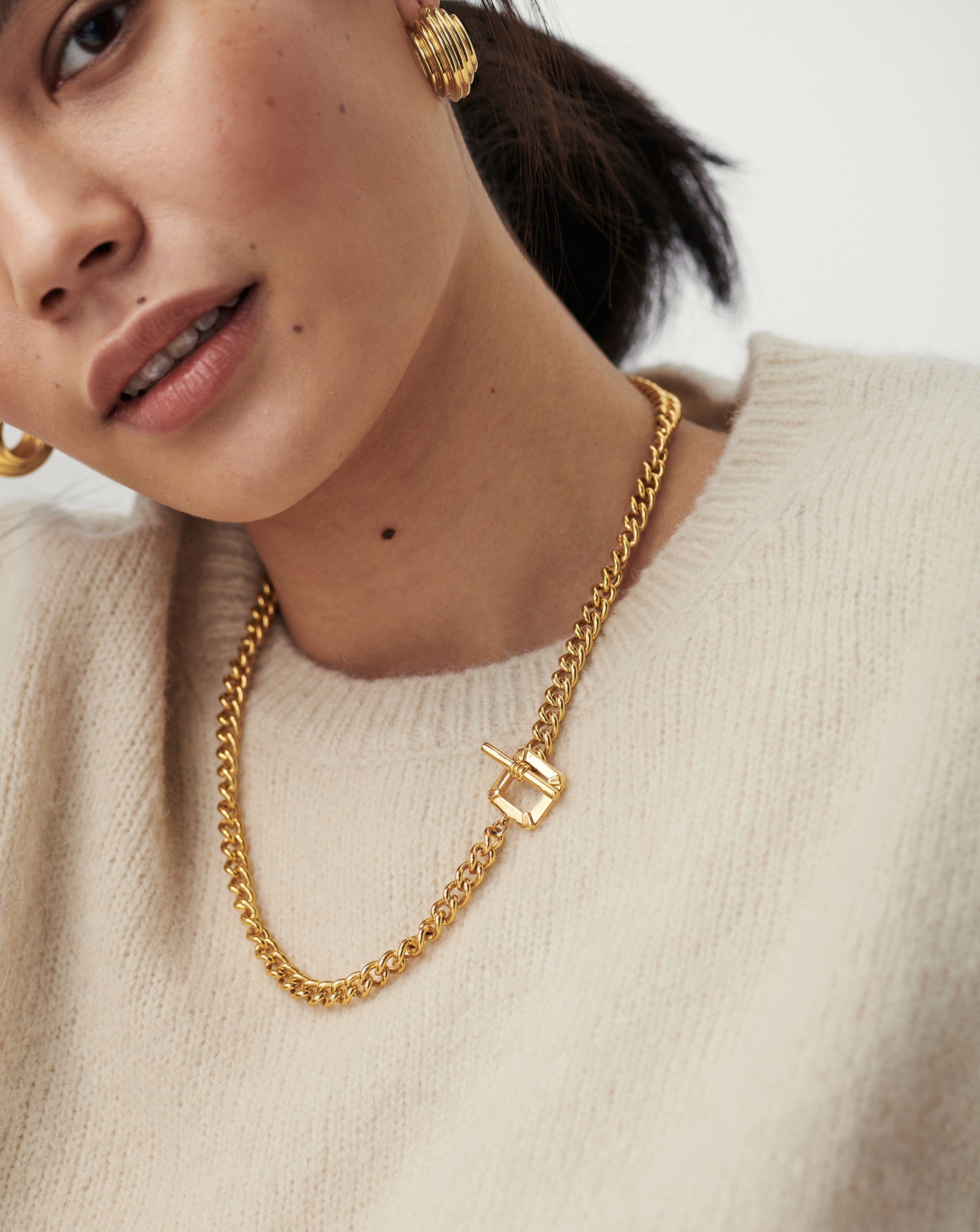 Lucy Williams T-Bar Chain Necklace | 18k Gold Plated