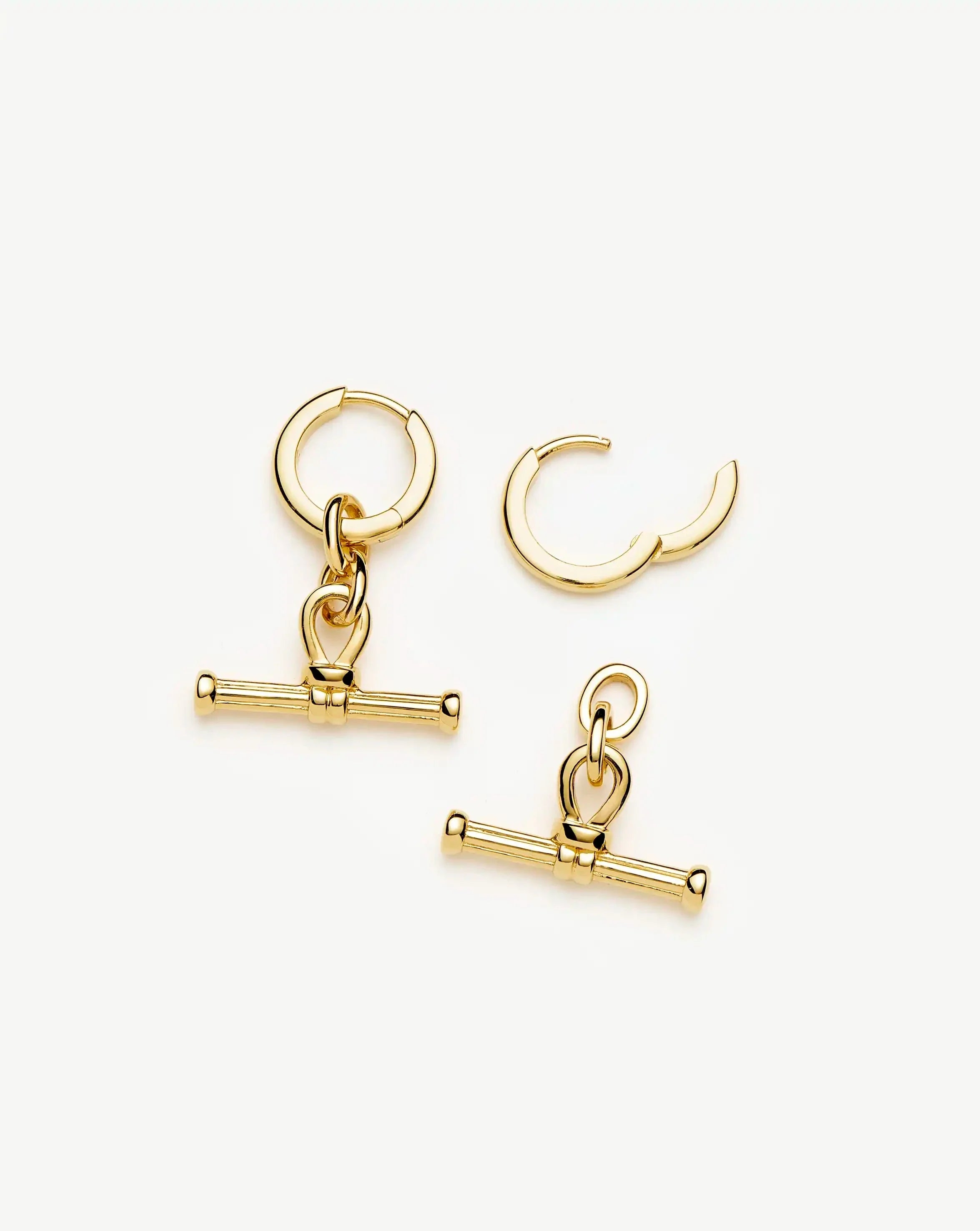 Ridge T-Bar Drop Huggies | 18ct Gold Plated