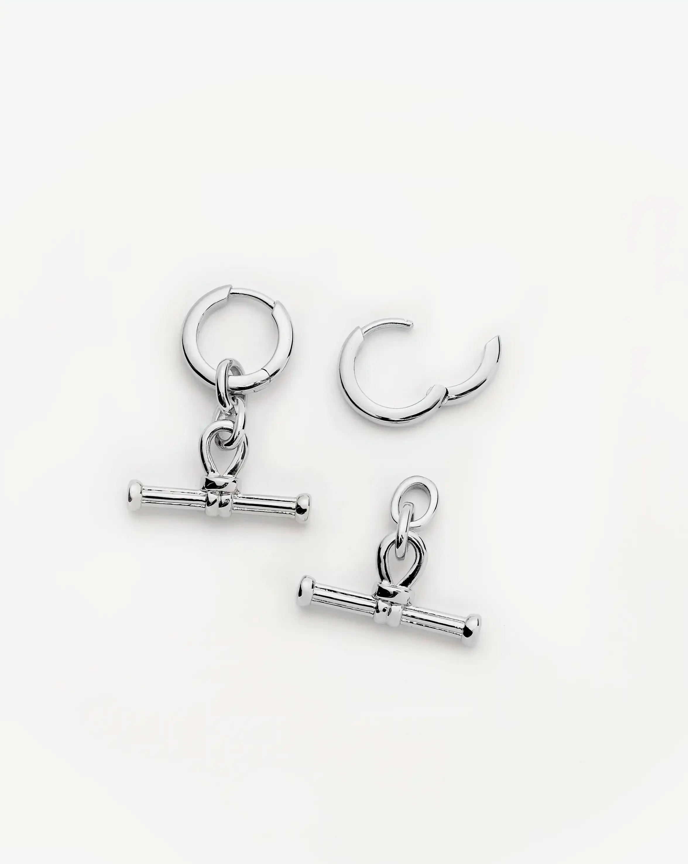 Ridge T-Bar Drop Huggies | Silver Plated