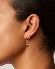 Savi Ridge Droplet Charm Earrings | 18k Gold Vermeil
