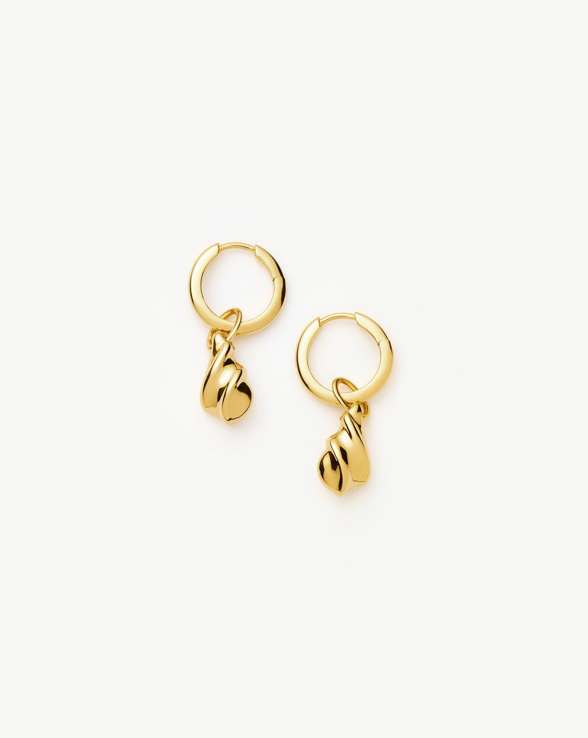 Savi Ridge Droplet Charm Earrings | 18k Gold Vermeil