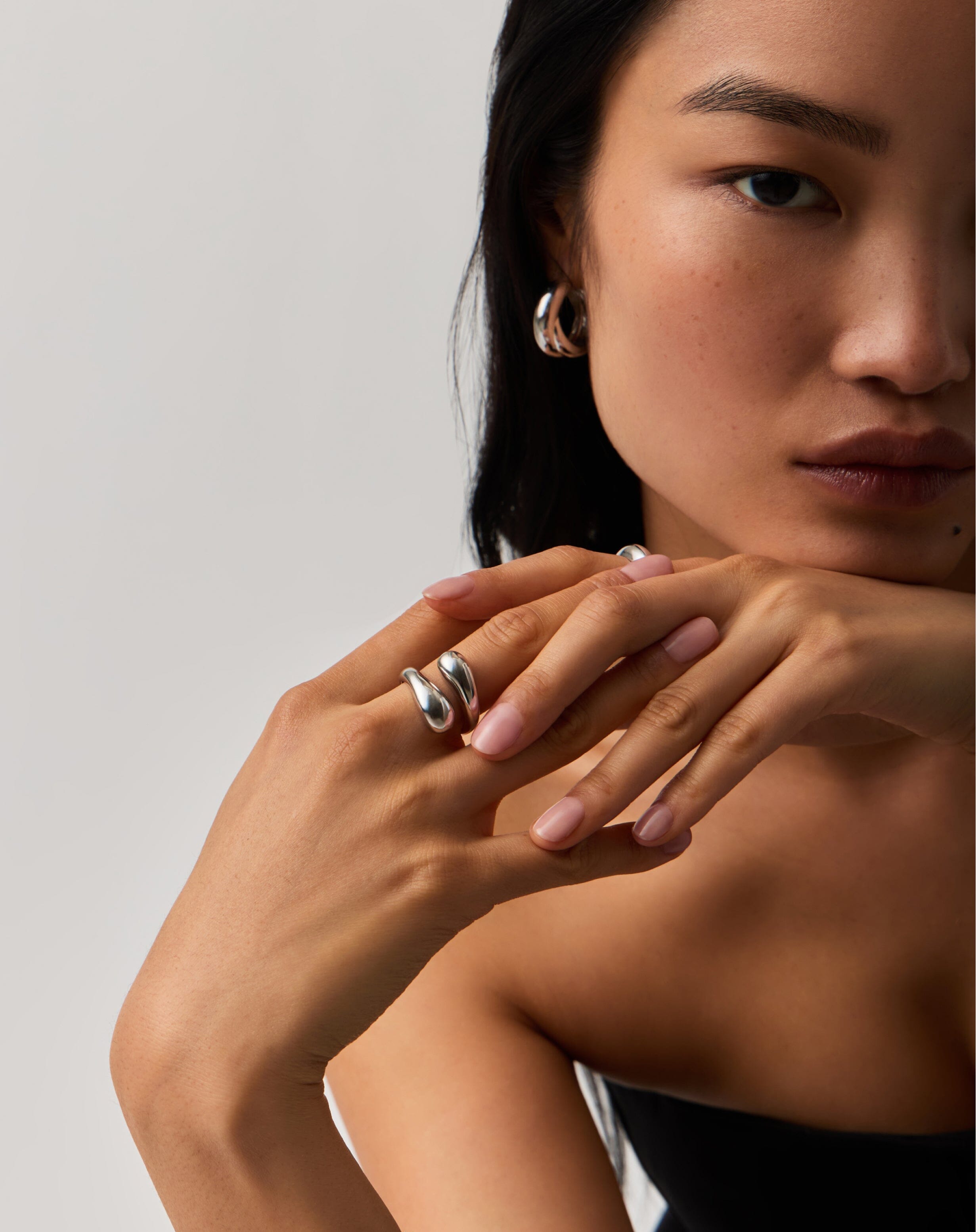 Savi Sculptural Crossover Ring | Sterling Silver