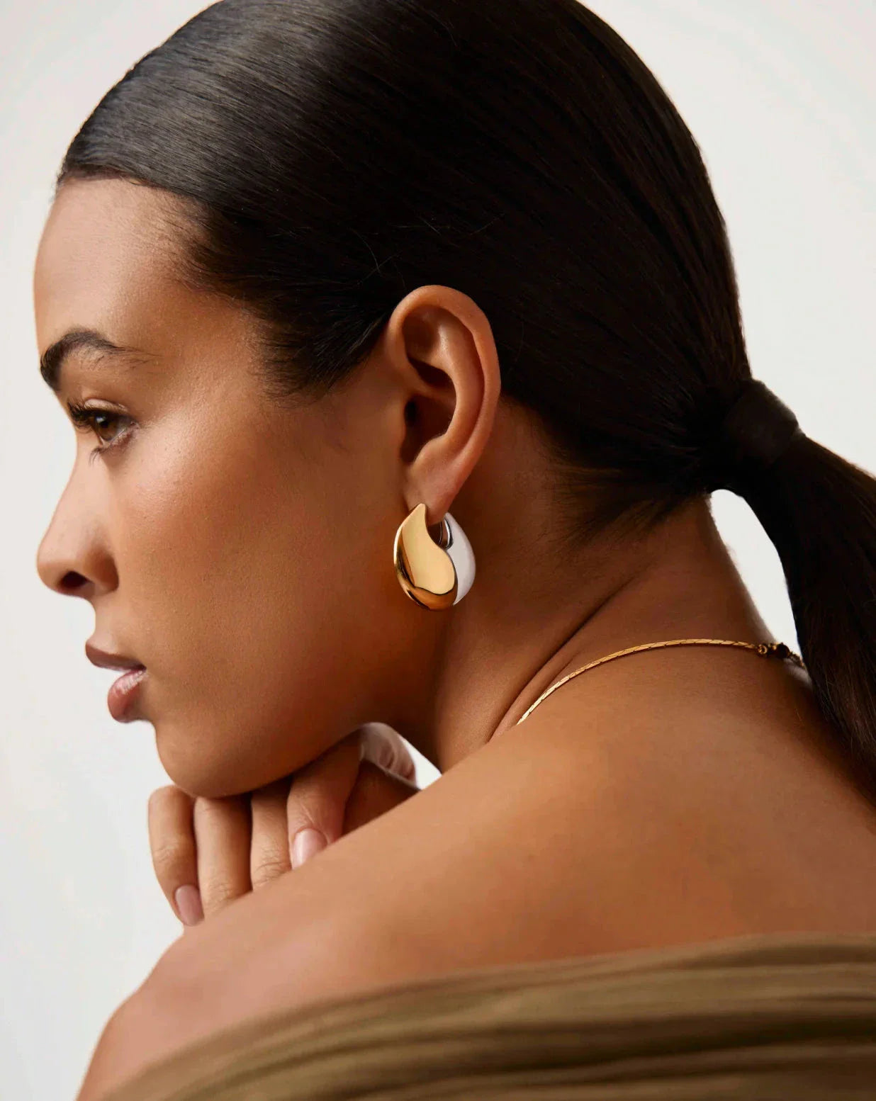 Sculptural Pebble Medium Hoop Earrings | Mixed Metal