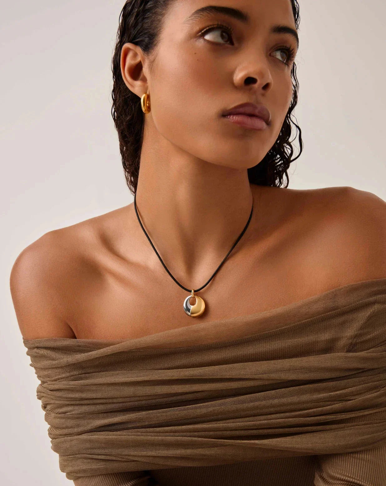 Sculptural Pebble Pendant Necklace Set | Mixed Metal