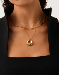 Sculptural Ridge Molten Pendant Necklace | 18k Gold Plated