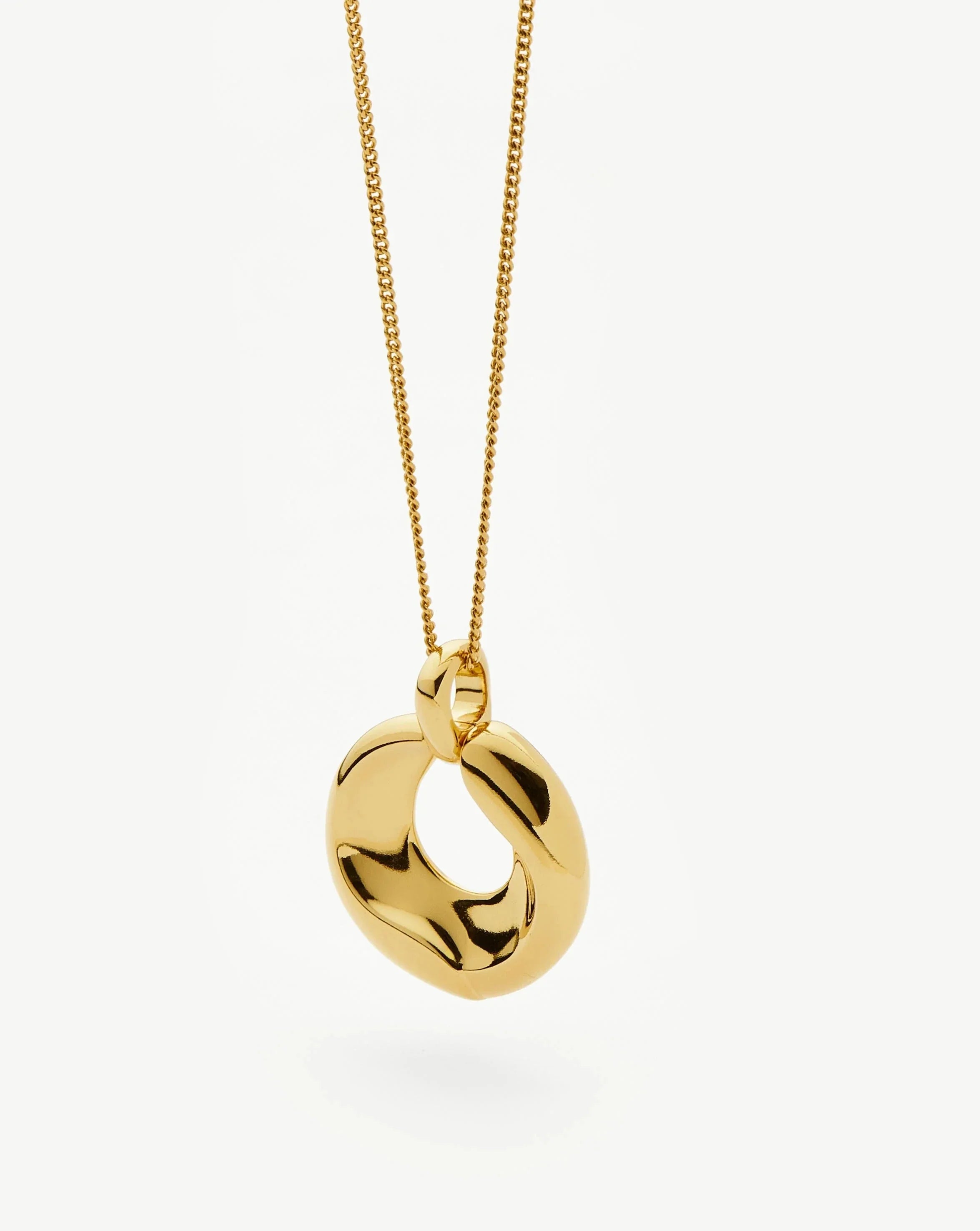 Sculptural Ridge Molten Pendant Necklace | 18k Gold Plated