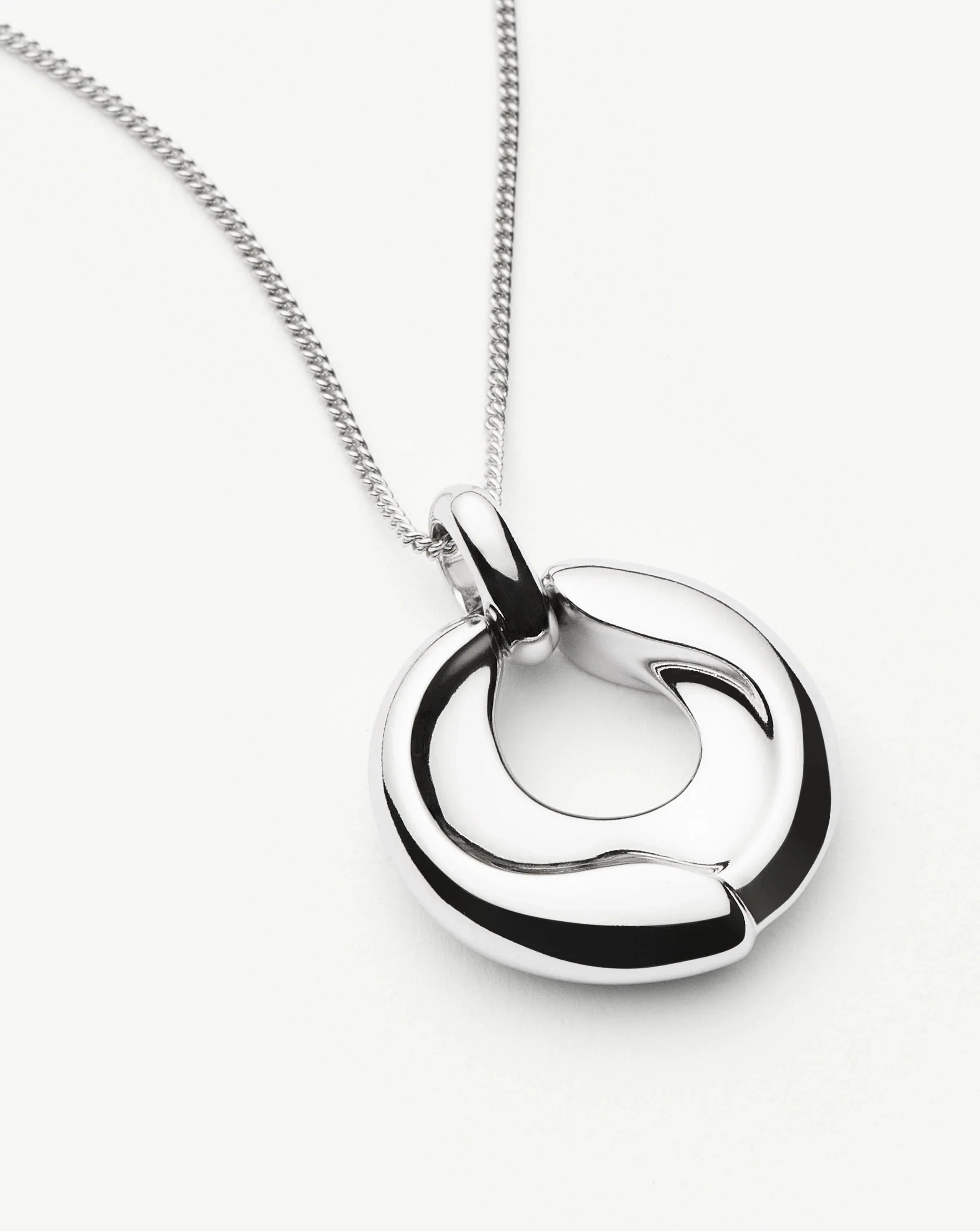 Sculptural Ridge Molten Pendant Necklace | Silver Plated