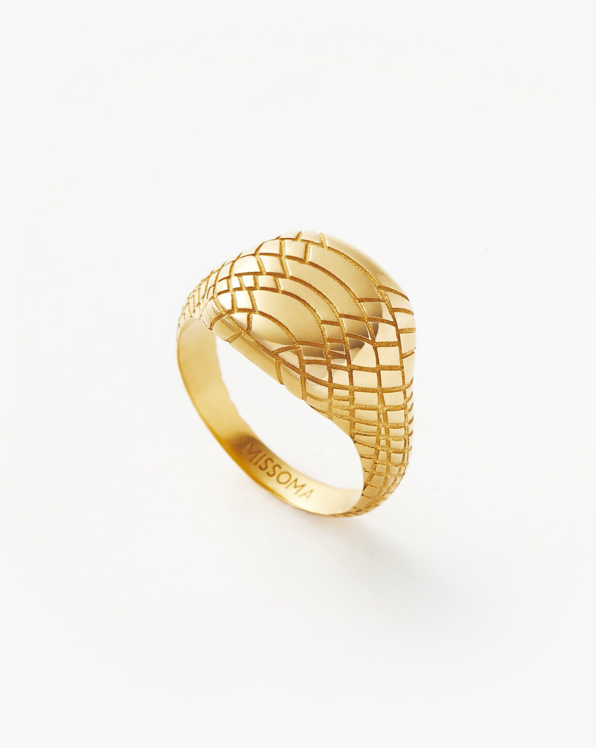 Serpent Textured Signet Ring | 18k Gold Plated