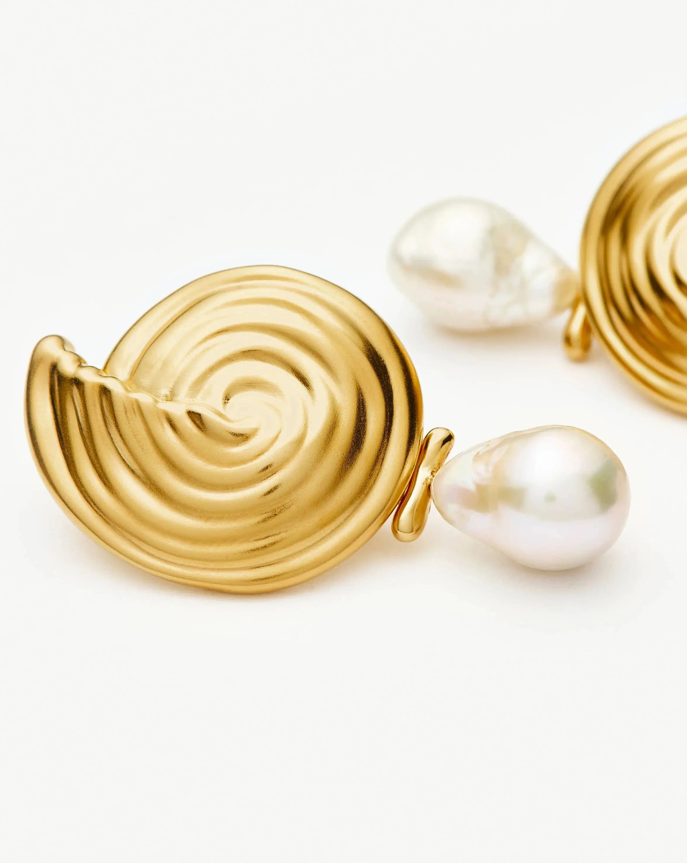 Spiral Detachable Pearl Drop Earrings | 18k Gold Plated