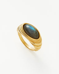 Wavy Ridge Gemstone Ring